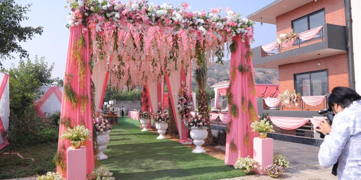 Unforgettable Weddings: Savor Your Special Day at a Gorgeous Gurgaon Farmhouse