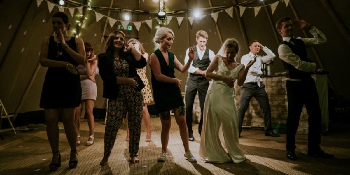 Finding the Perfect Wedding DJ in Essex: A Guide