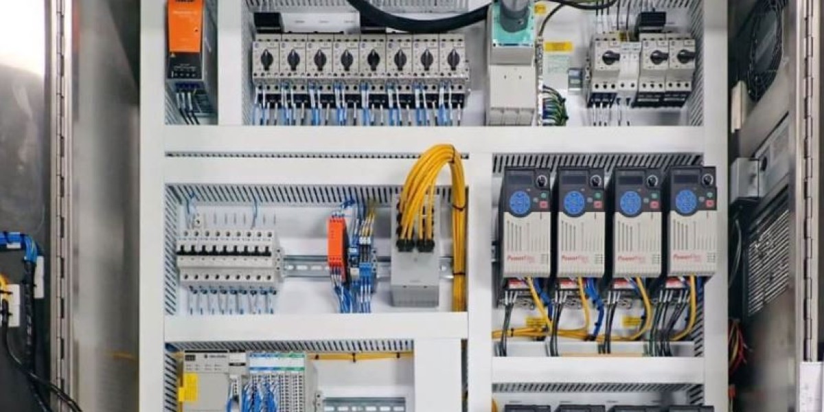 How to Choose the Right Distribution Panel Manufacturer in Delhi