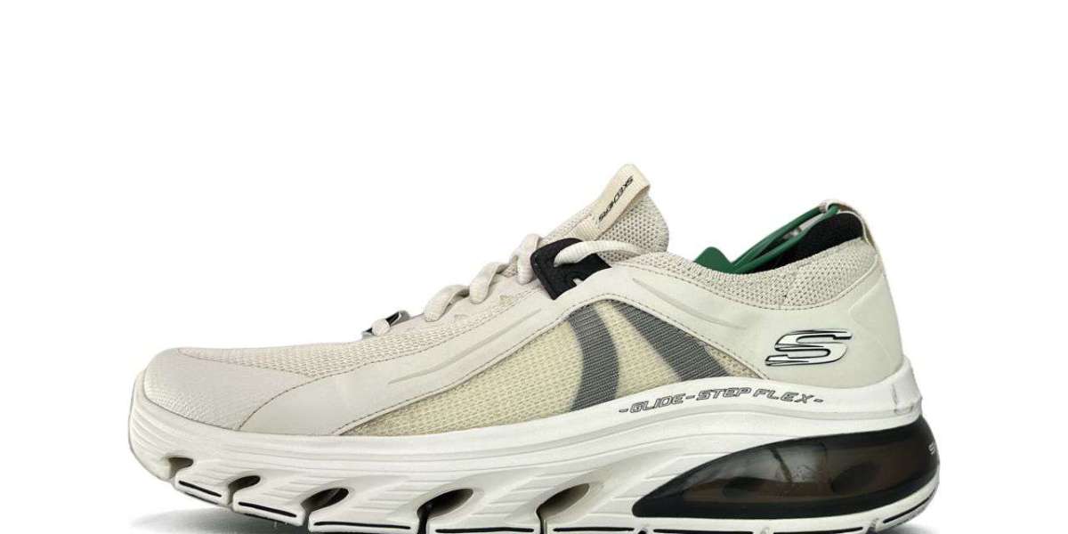 GLIDE STEP SPORT 幾何緩震舒壓練跑鞋 三色選一舒適升級