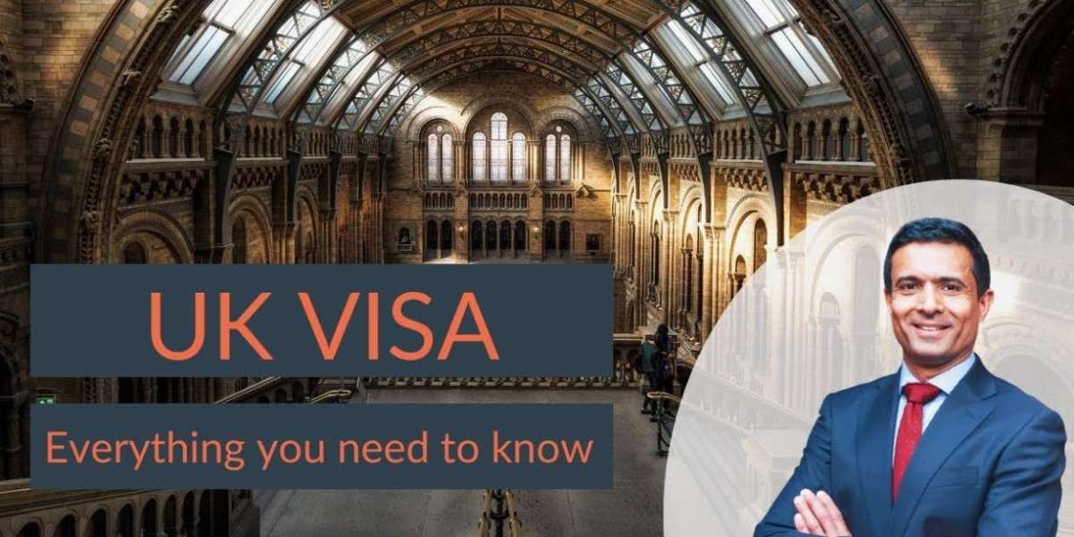 Don't Wait for a Crisis: 5 Key Moments to Contact UK Immigration Solicitors