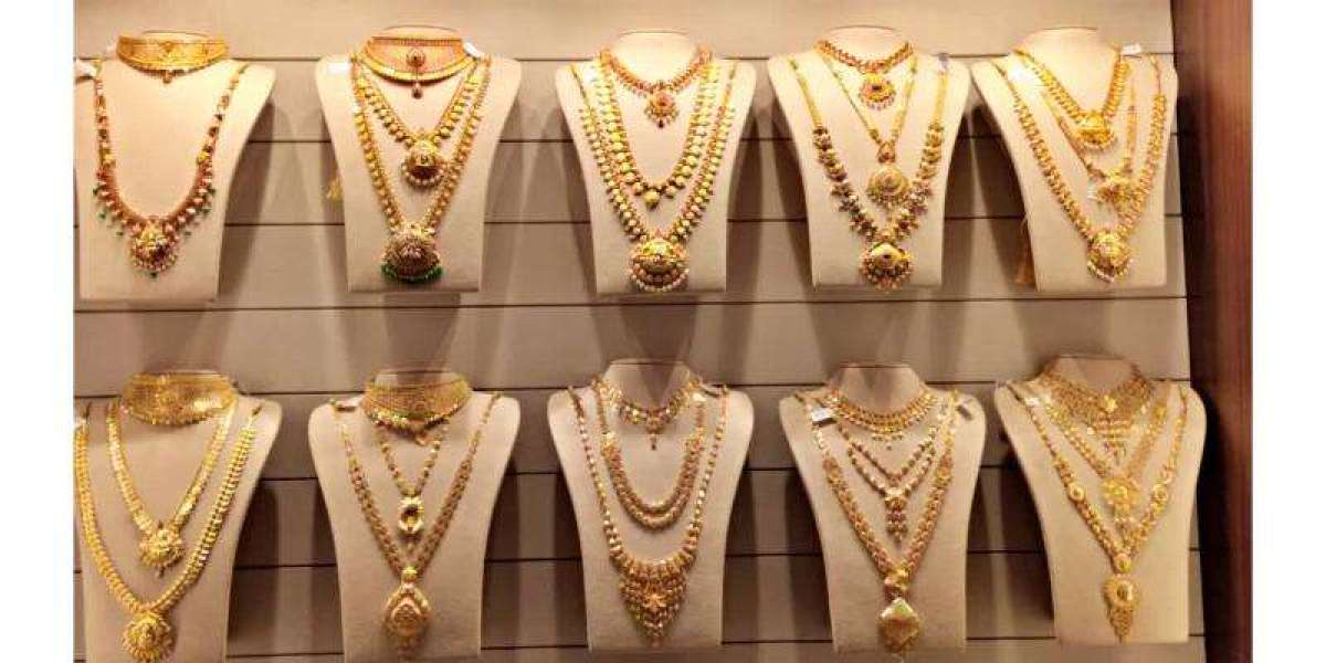 Trusted Jewelry Stores in Dubai UAE – Elegant Gold, Silver & Signature Rings