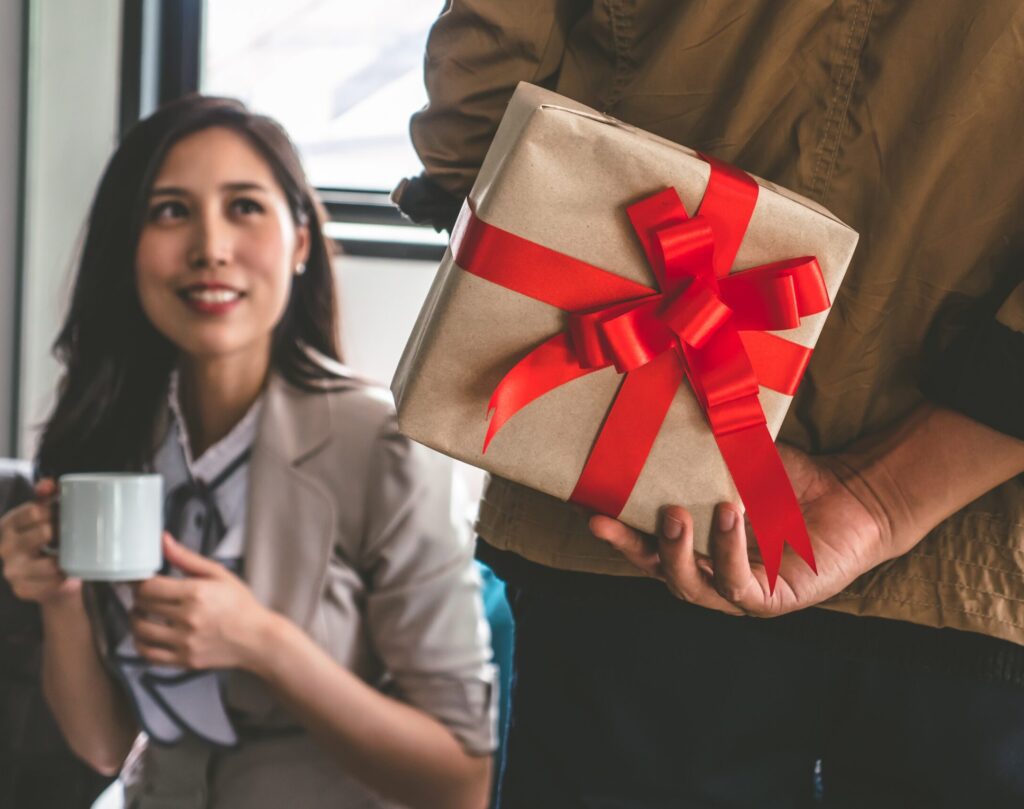 Luxury & Eco Friendly Corporate Gifts in Al Wadi Al Kabir