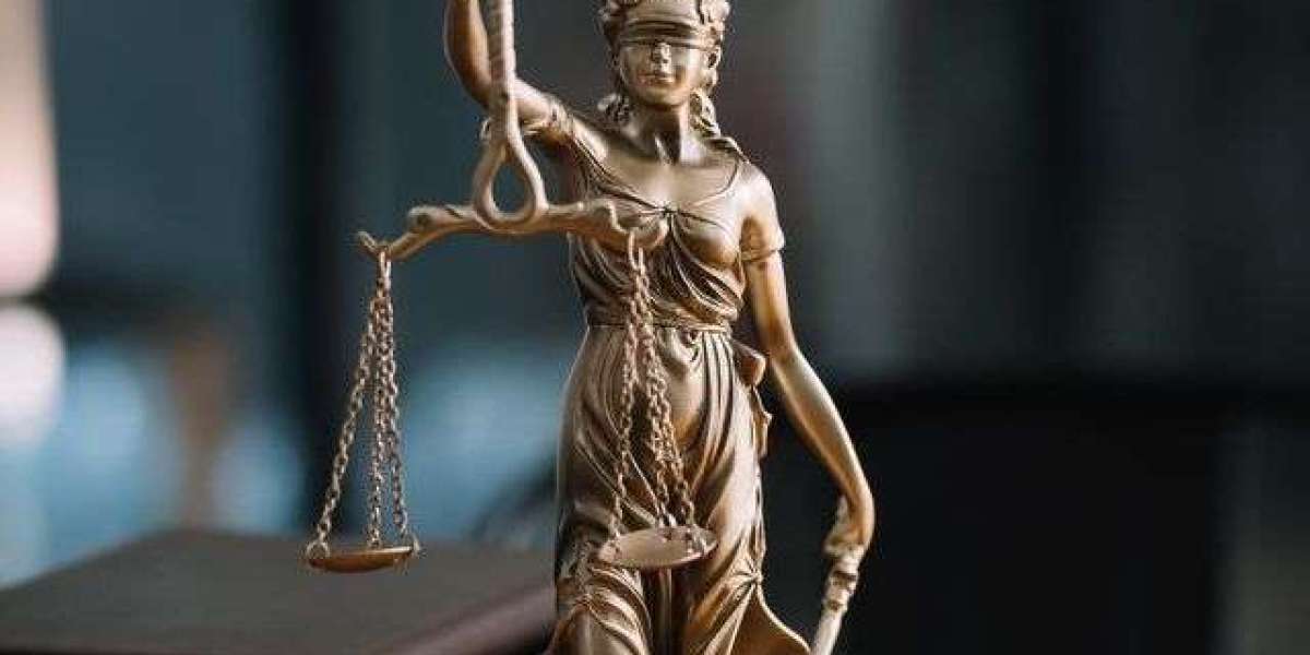 كل ما تريد معرفته عن التقاضي الإلكتروني والمحاماة وعقوبات التمباك في السعودية مع نهوض سيفتي